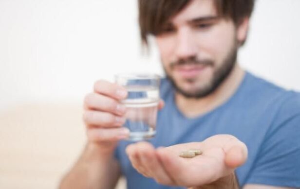 Médicaments de médicaments avec des médicaments